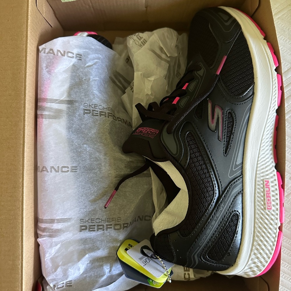 NIB Sketchers sz 11